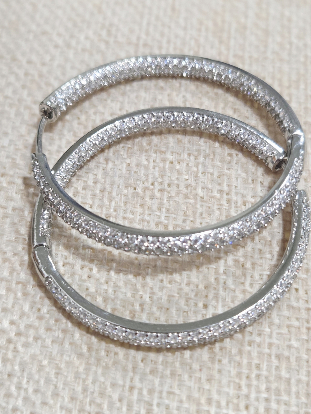 Crystal Pavé Silver Hoop Earrings - Sparkling Women Jewelry